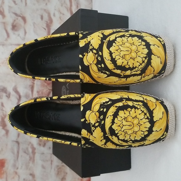 New Versace Barocco-Print Canvas Espadrilles - Picture 7 of 10